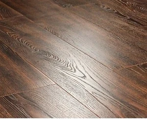 Ламинат Grun Holz Naturlichen spiegel  8/33 Дуб Линдерхоф 92508-8 (2,0)/10шт 1М2