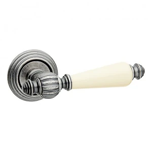 Ручка Fimet 106P Michelle 106P-269 F45 Железо античное/бежевый фарфор