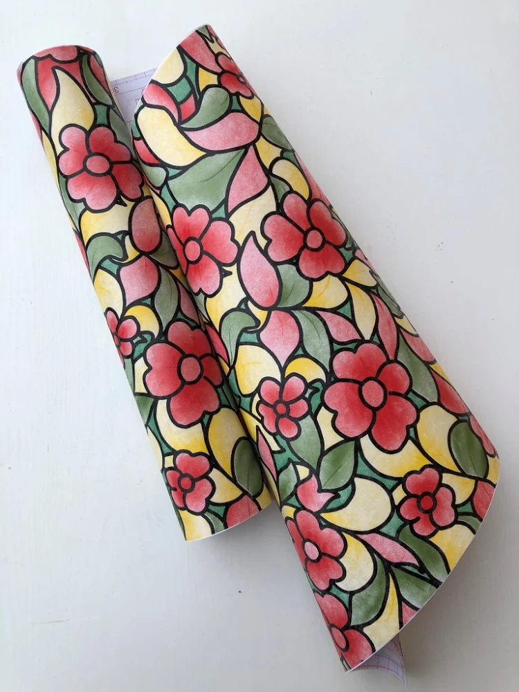 Самоклеющаяся пленка Patifix 67.5см х 1м 61-2250 (Витраж красные цветы)